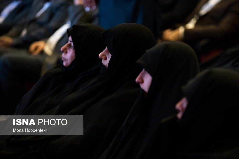 (عکس) تصاویری از پسران، دختران و داماد شهید مطهری (عکس) تصاویری از پسران، دختران و داماد شهید مطهری