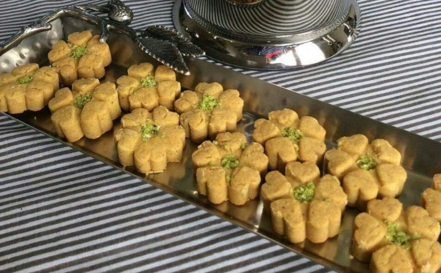 طرز تهیه شیرینی نخودچی خانگی مخصوص عید نوروز طرز تهیه شیرینی نخودچی خانگی مخصوص عید نوروز