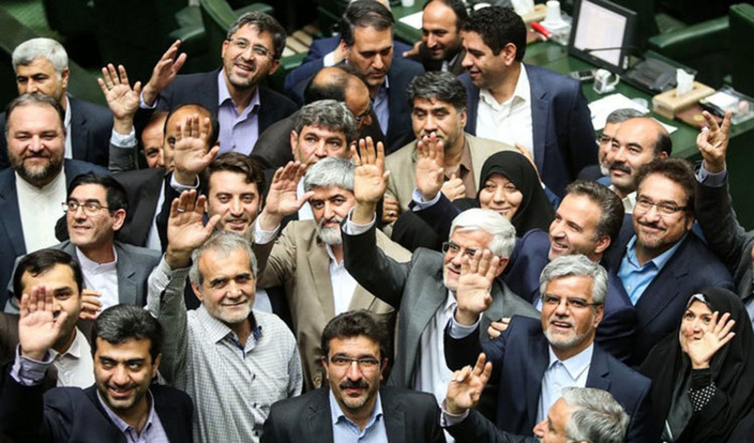 دو راهی اصلاح طلبان بعد از برگزاری انتخابات مجلس دو راهی اصلاح طلبان بعد از برگزاری انتخابات مجلس