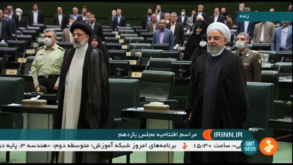 (عکس) تصاویری از روحانی و لاریجانی در مراسم افتتاحیه مجلس یازدهم (عکس) تصاویری از روحانی و لاریجانی در مراسم افتتاحیه مجلس یازدهم