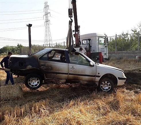 آتش‌سوزی گندم‌زار منجر به آتش گرفتن پژوپارس شد