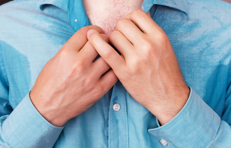 عرق کردن زیاد نشانه چیست و چگونه آن را برطرف کنیم؟