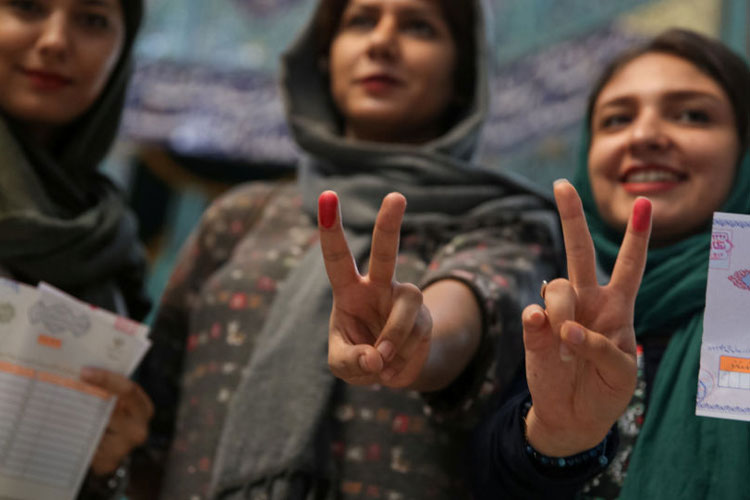 شکاف سیاسی در کشور؛ طرح دوباره تغییر نظام حکومتی از ریاستی به پارلمانی شکاف سیاسی در کشور؛ طرح دوباره تغییر نظام حکومتی از ریاستی به پارلمانی