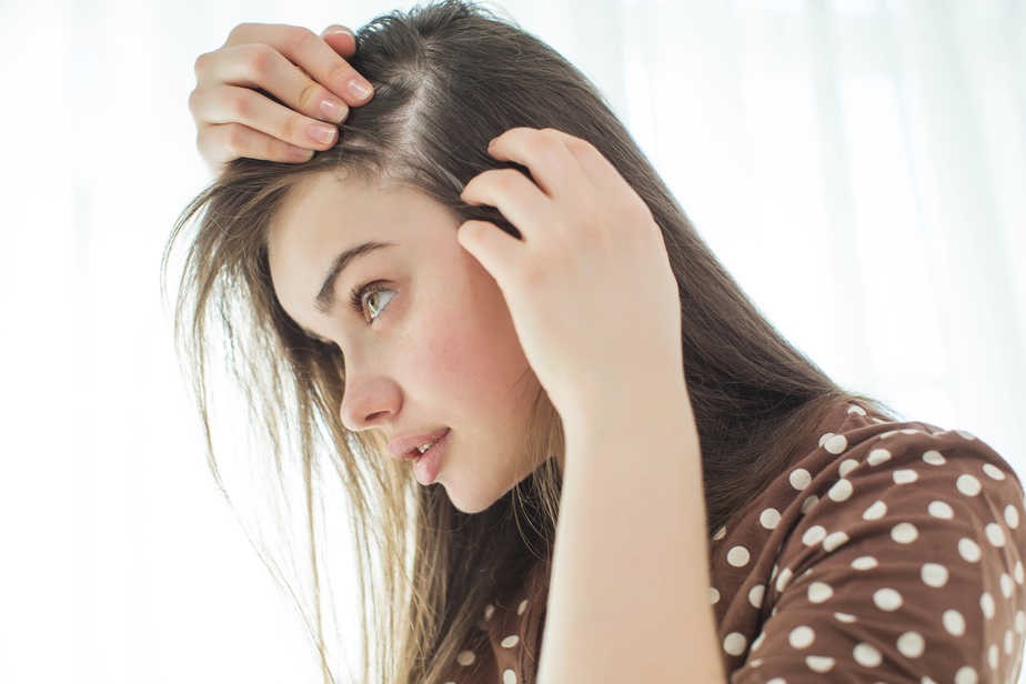 آیا سفیدى مو مسئله اى طبیعى است؟ آیا سفیدى مو مسئله اى طبیعى است؟