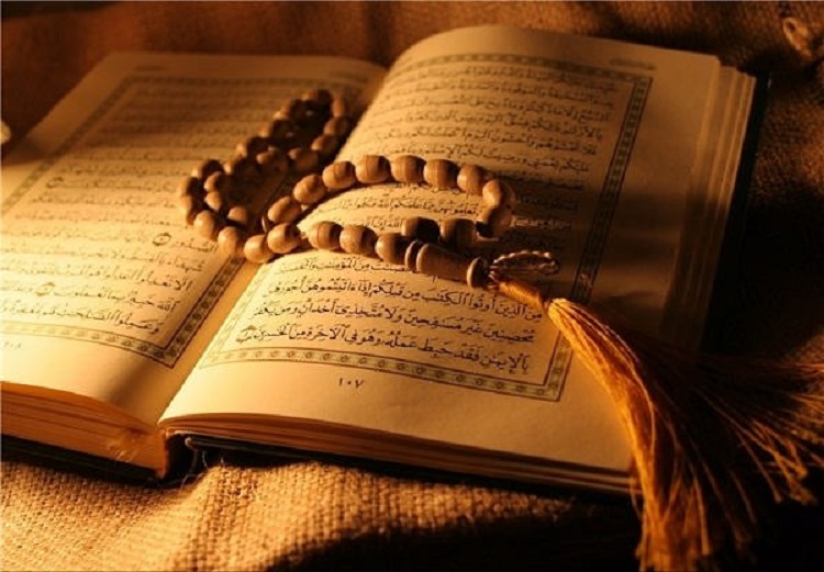 استخاره به چه معناست؟ استخاره با تسبیح؛ انواع، شرایط و آداب آن