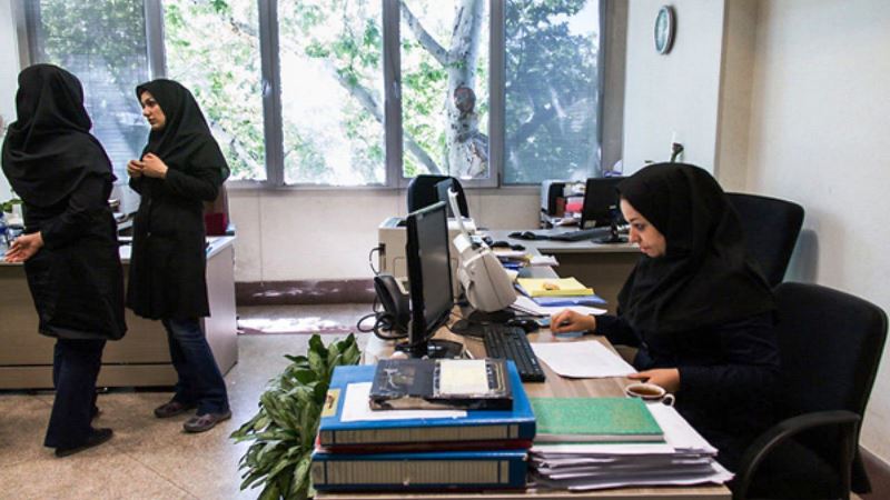 ایرانی‌ها چطور تا آخر ماه پول خرج می‌کنند؟