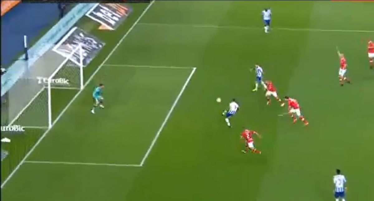 (عکس) فرصت‌سوزی عجیب مهدی طارمی!