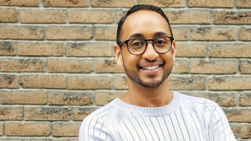 اپلیکیشنی که به شما اجازه می‌دهد زندگی یک فرد دیگر را کنترل کنید