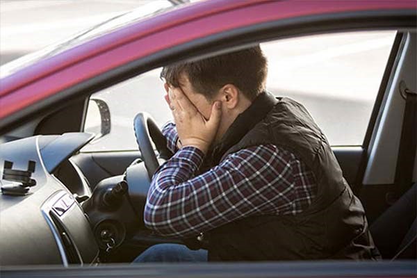 ترس از رانندگی؛ 7 تکنیک ساده و کاربردی برای غلبه بر ترس از رانندگی/////////تست