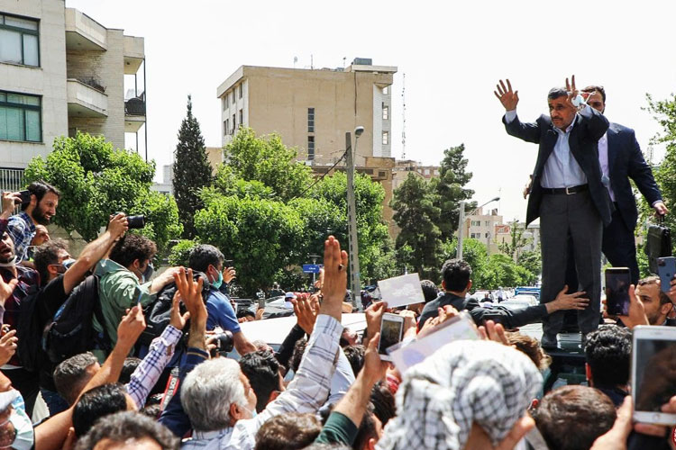 محممود احمدی‌نژاد