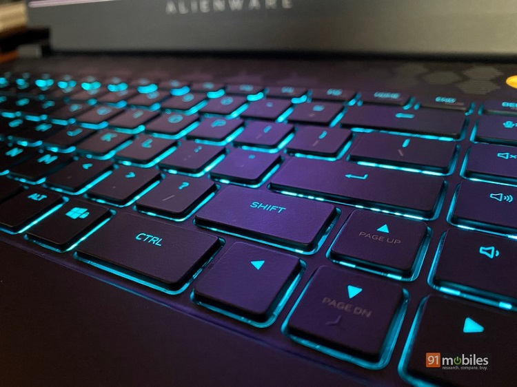 بررسی لپ تاپ گیمینگ قدرتمند Dell Alienware M۱۵ R۶// در حال ویرایش