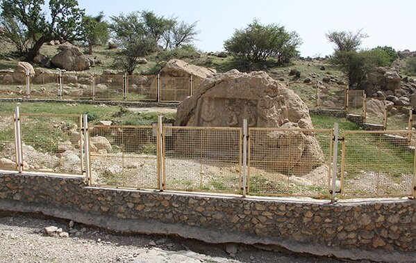 سنگ‌نگاره ساسانی