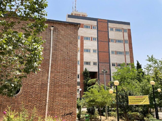 «خانه لرزاده» 