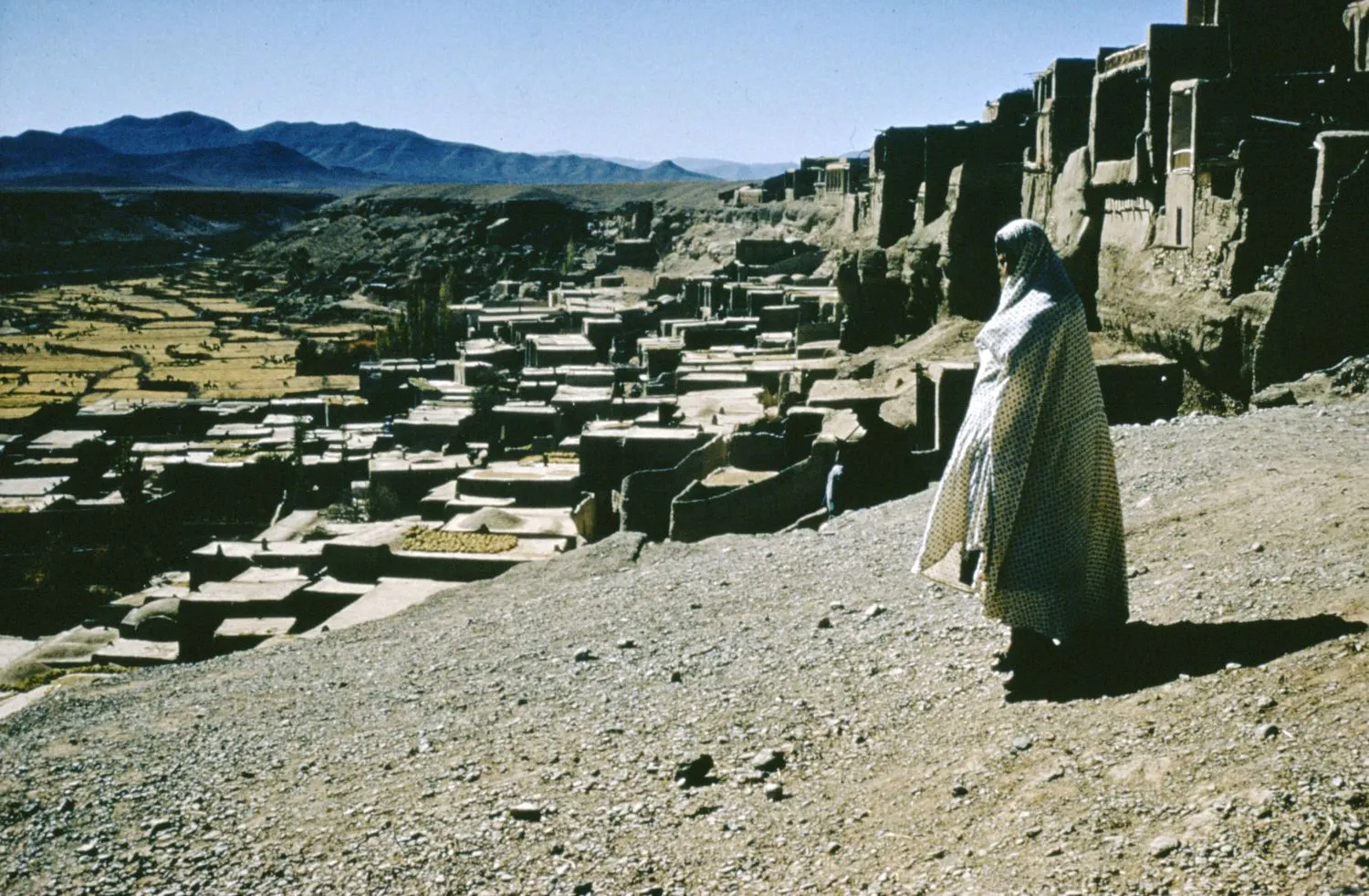 عکس‌هایی از ایران در دهه‌های سی و چهل شمسی