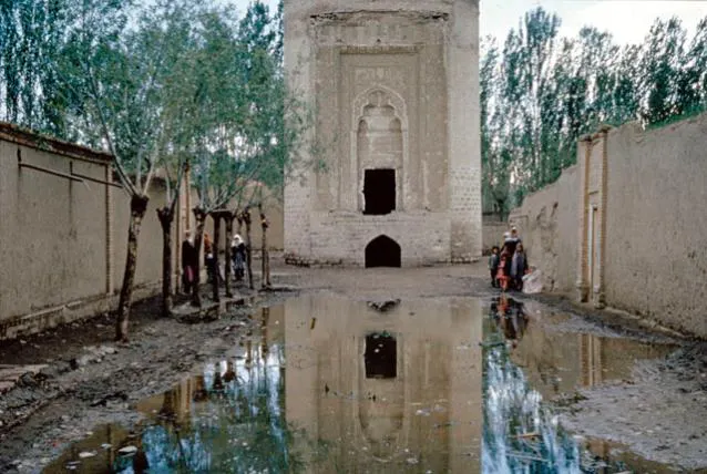 عکس‌هایی از ایران در دهه‌های سی و چهل شمسی