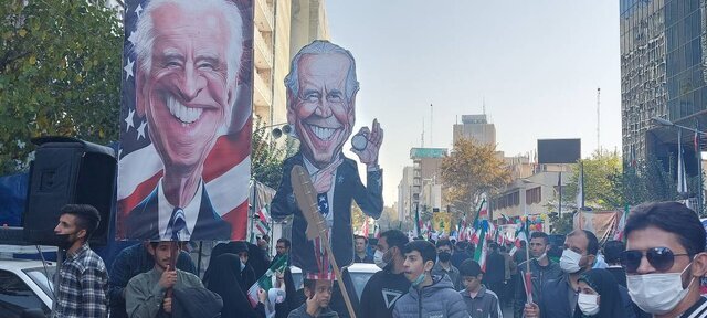 ۱۳ آبان ۱۴۰۱