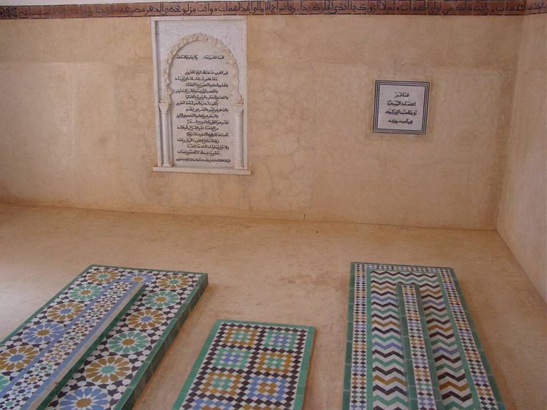 (تصاویر) کشور هزار مرقد کجاست؟
