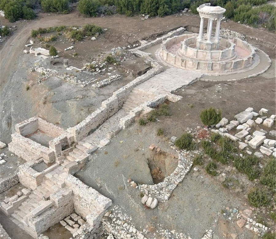 فوارۀ باستانی که بعد از ۱۳۰۰سال جاری خواهد شد