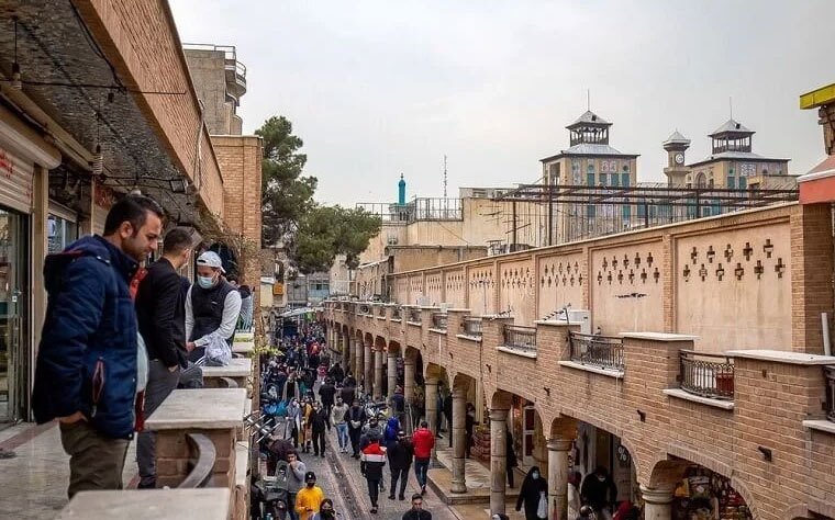 عشق شهریار و ثریا در این کوچه اتفاق افتاد!