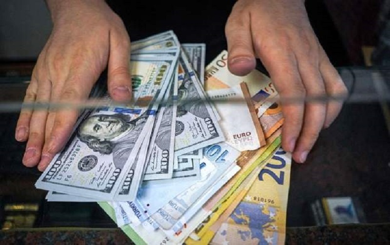 وحشت دلار از موقعیت ربع سکه طلا