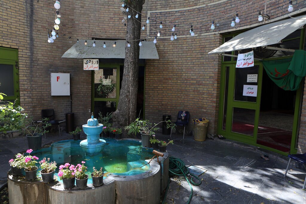 عکس هویت؛ ساخت مسجد گیاهی میدان تجریش داستان جالبی دارد/ رضا شاه می‌خواست اینجا کاباره بسازد!