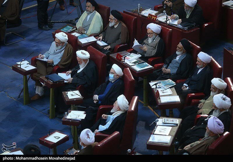 دو نکته درباره حضور روحانی در نشست خبرگان