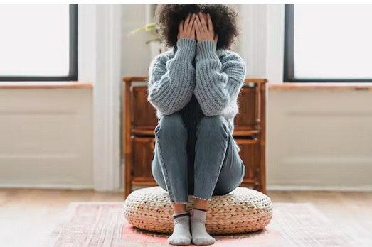 چگونه مغز شما تصمیم می‌گیرد به چه چیزی فکر کند؟