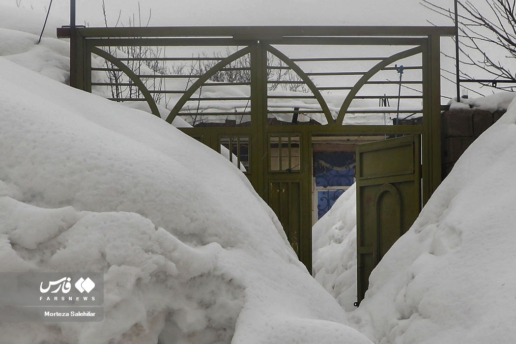 حجم سنگین برف در کوهرنگ