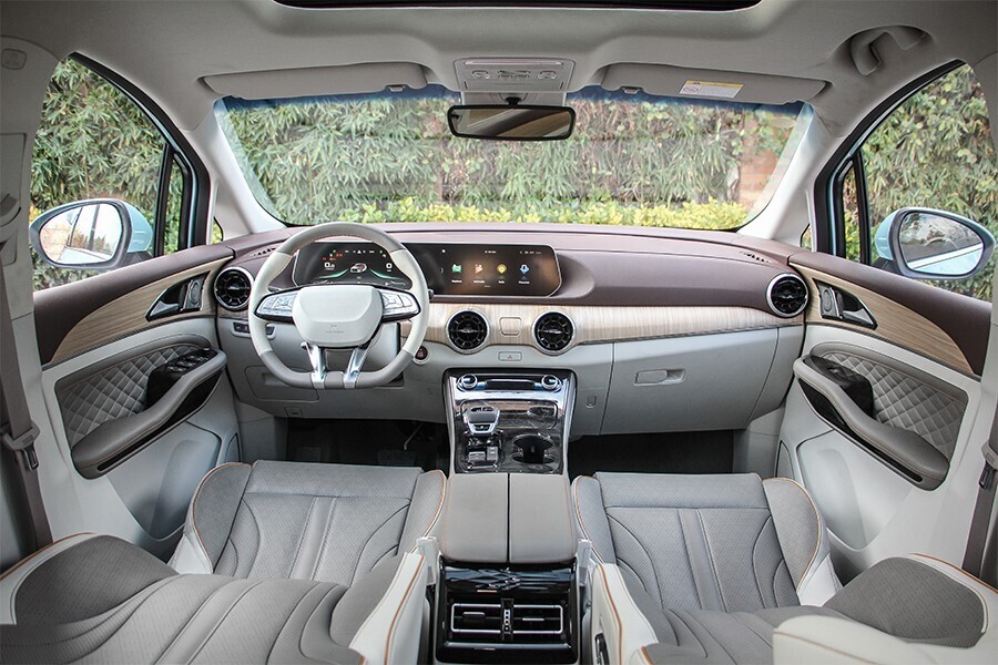 (تصاویر) آغاز فروش خودرو جدید