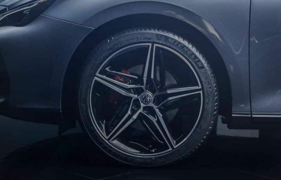 (تصاویر) ام جی ۷؛ فرمول زیبا و اسپرت سدان جدید چینی!