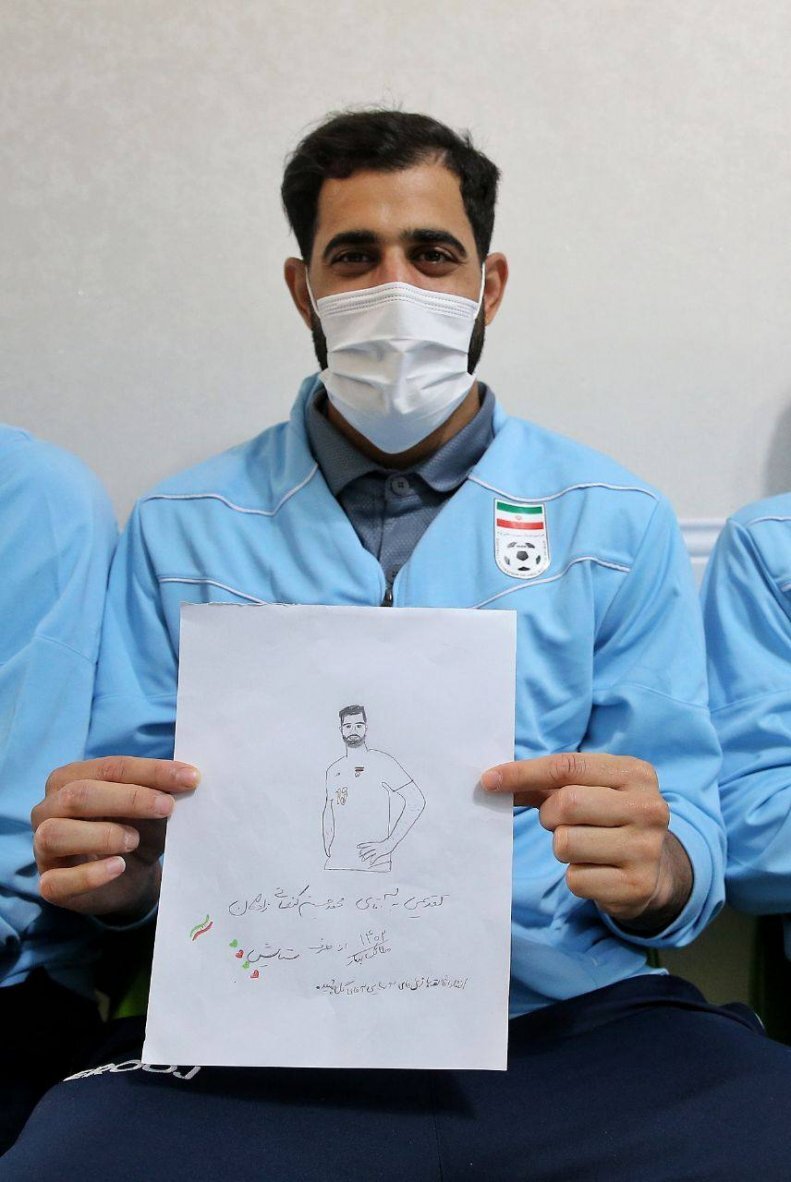 (عکس)لحظات خاص ملی‌پوشان در مرکز خیریه