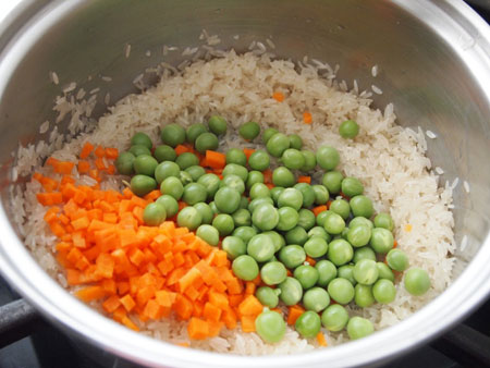 طرز تهیه پلو اسپانیایی «اروز تاپادو»//