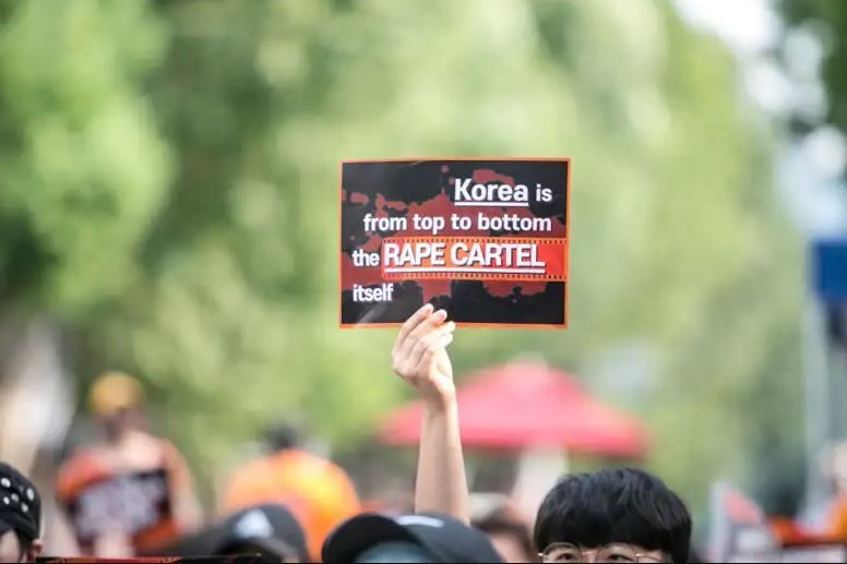 چرا زنان در کره، مقصر جرایم جنسی هستند؟