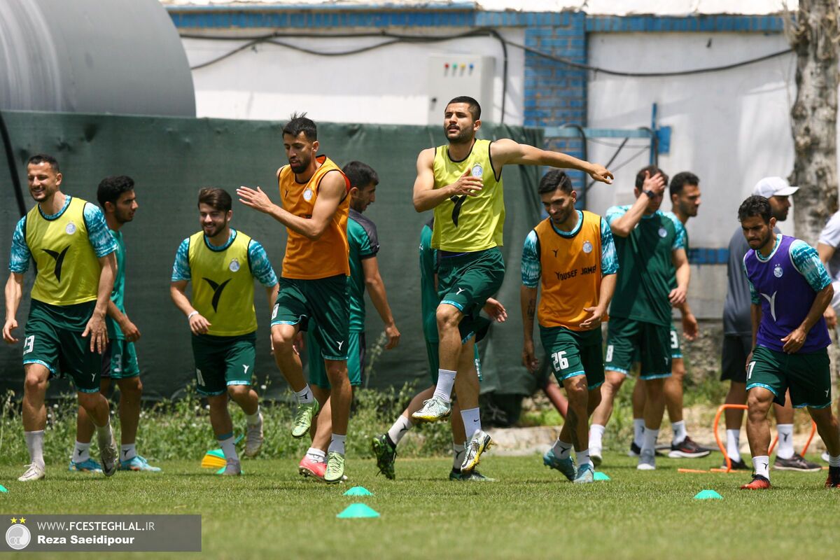 (عکس) تیپ جدید مدافع استقلال سوژه شد