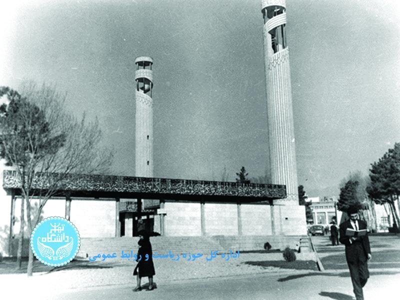 کپی‌کاری مهندسان از مسجد معروف اصفهان در دانشگاه تهران