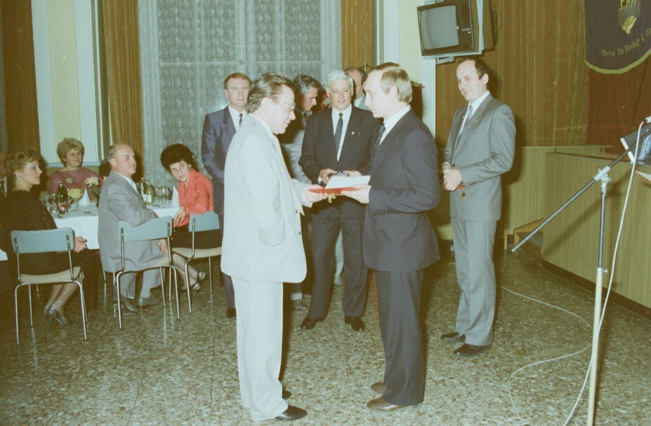 ناگفته‌هایی از زندگی پوتین زمانی که مامور کا گ ب بود