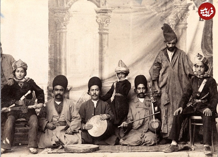 از مطرب تا کفترباز؛ عکس‌هایی از زندگی روزمره در دوران قاجار