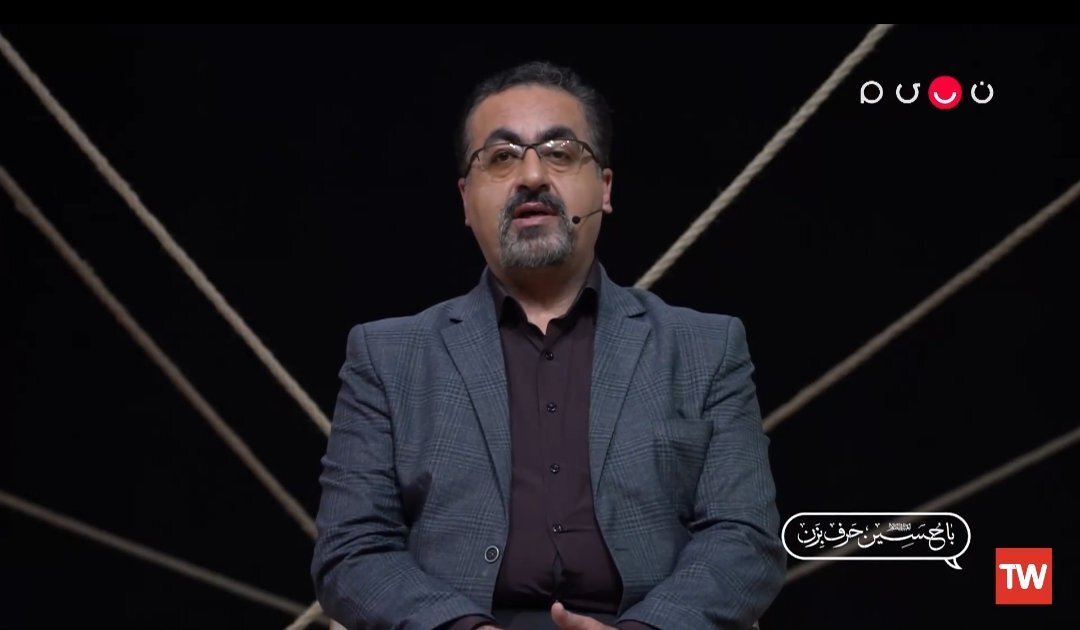(عکس) حضور همزمان این آقا در سه شبکه صداوسیما، همه را شاکی کرد