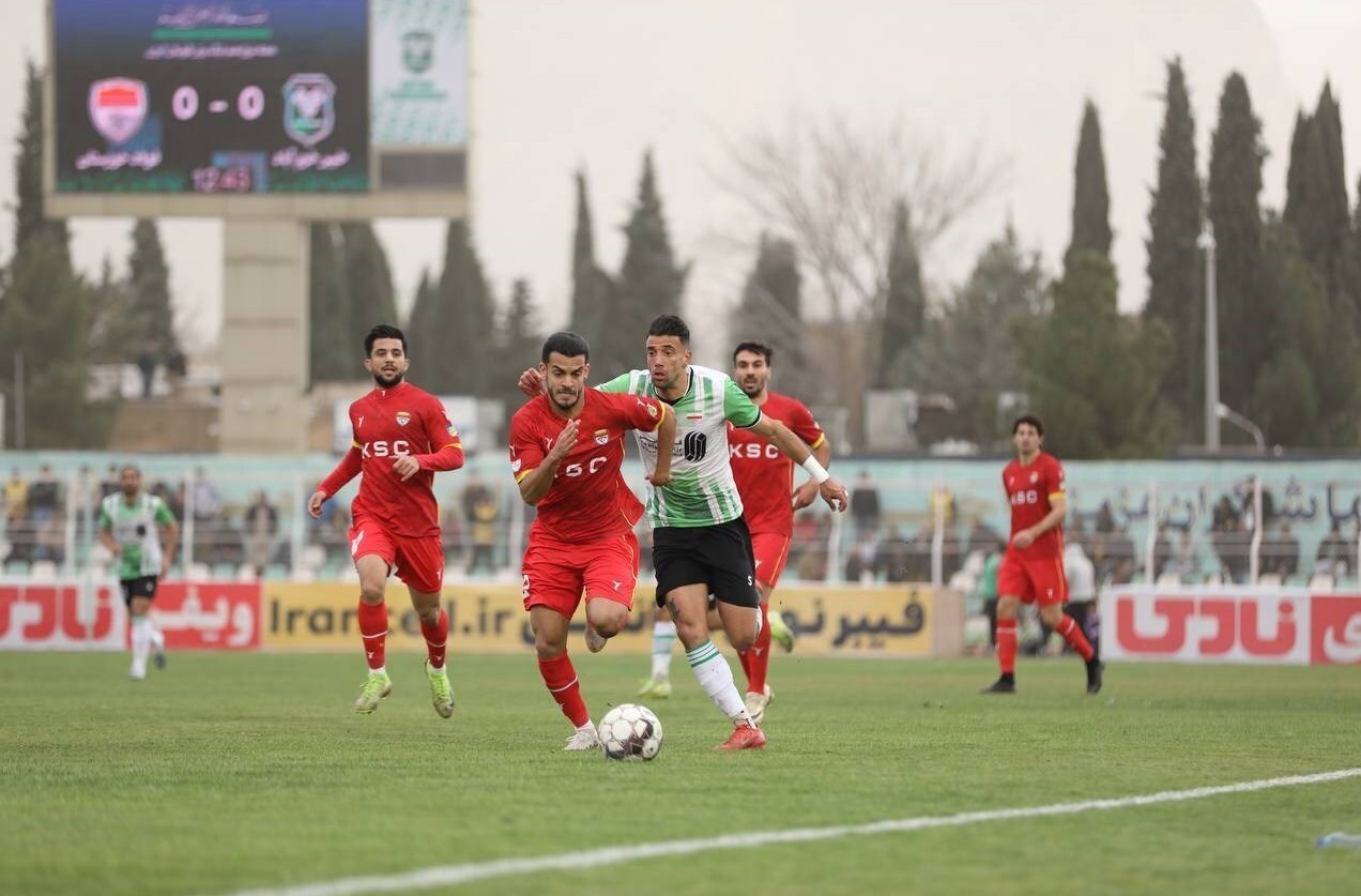 برد ۲-۰ خیبر مقابل فولاد؛ یحیی پرسپولیسی‌ها را شاد کرد