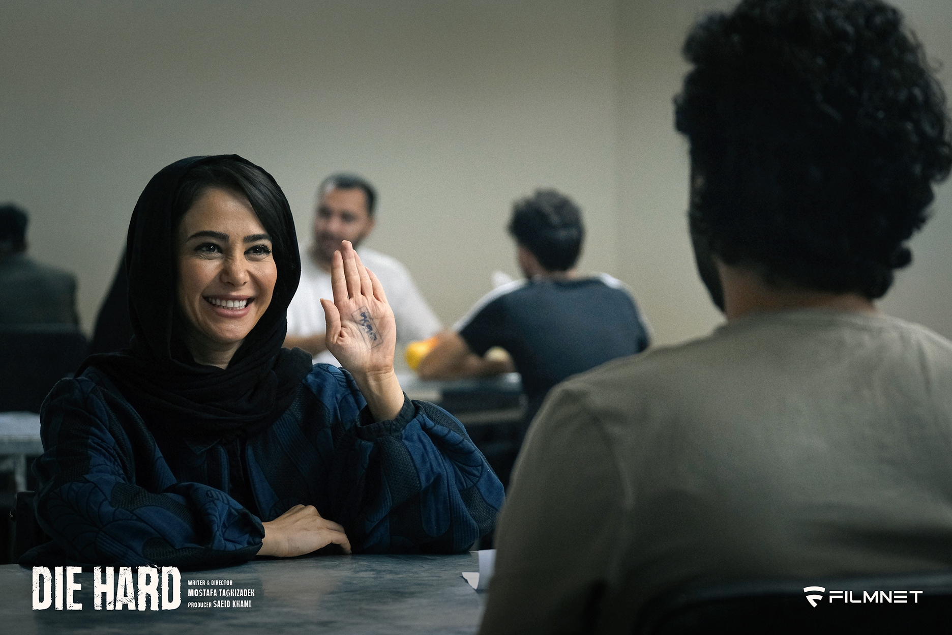 جان سخت همان خط قرمز است، از تلویزیون پخشش کنید