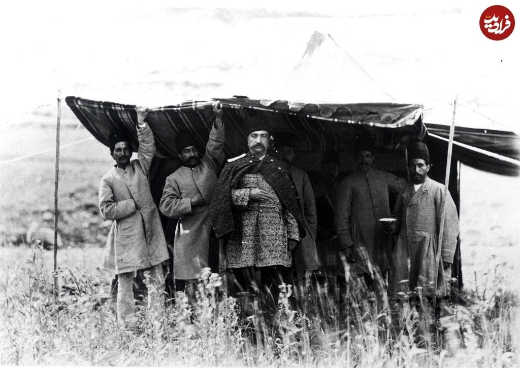 (تصاویر) اردوی سلطنتی در دماوند و کتابخوانی لب رودخانه