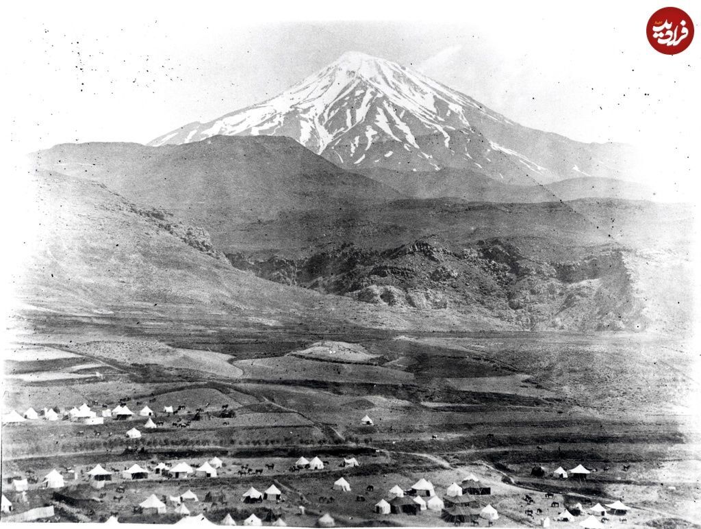 (تصاویر) اردوی سلطنتی در دماوند و کتابخوانی لب رودخانه