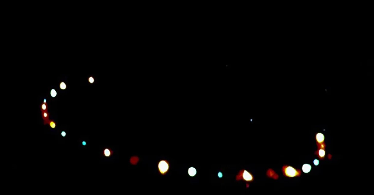 راز‌های جذاب عکاسی از بشقاب پرنده‌ها و اشیاء پرنده ناشناس / خوانده شد