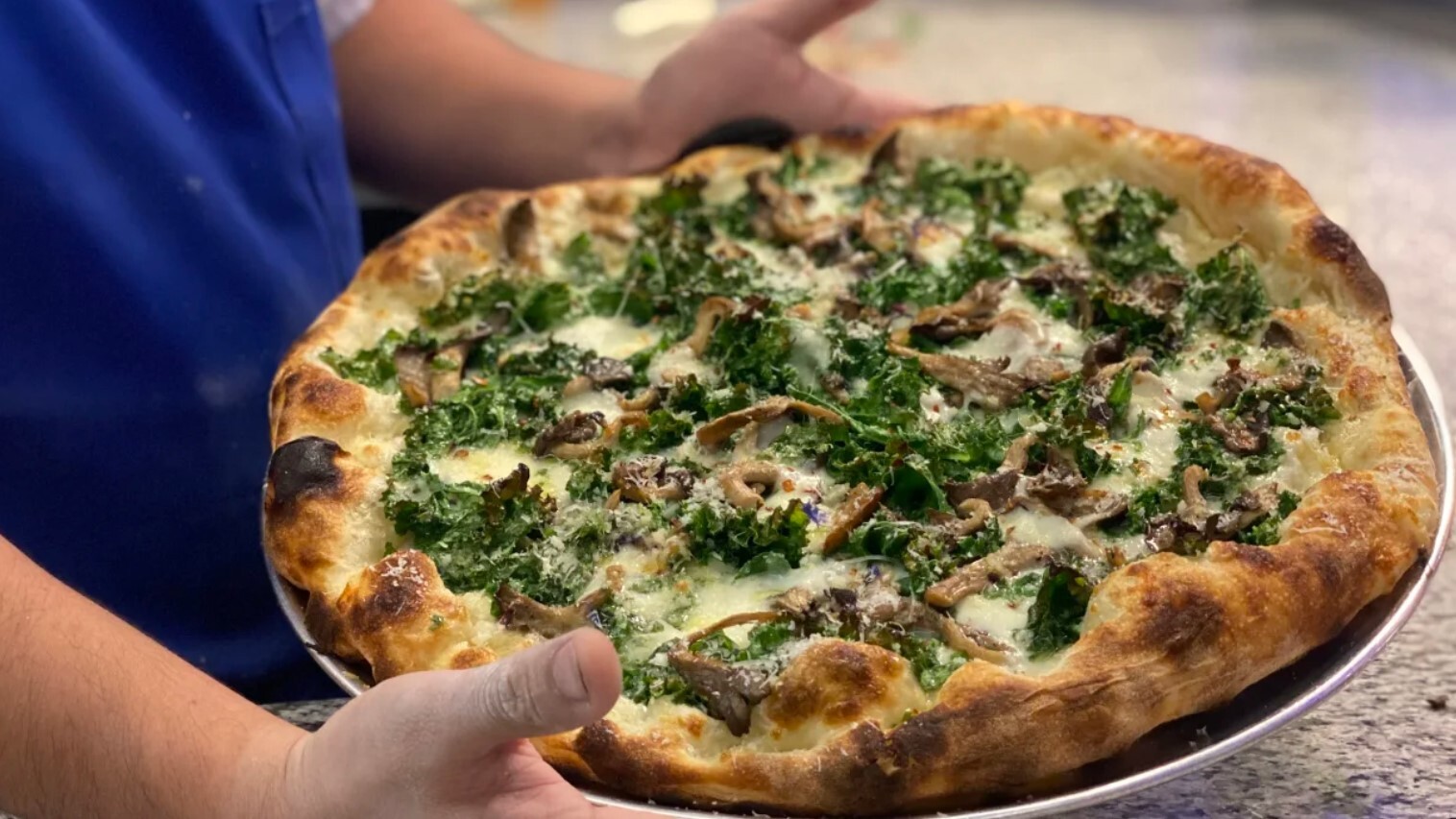 یک محصول غیرعادی در صحرای ابوظبی در حال رشد است