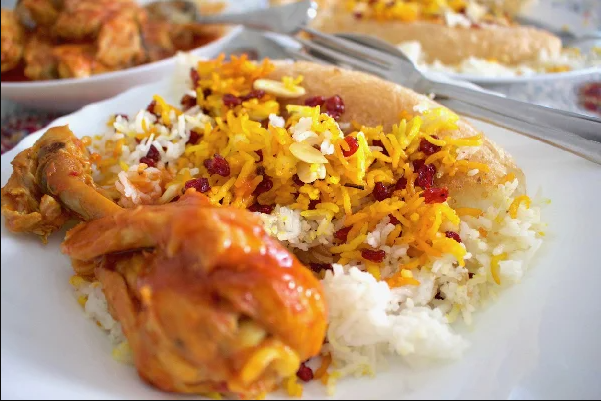 طرز تهیه زرشک پلو با مرغ مجلسی رستورانی – تصویری + تمام نکات