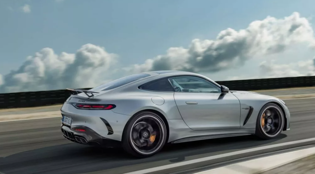 مرسدس AMG GT 2024 معرفی شد؛ صفر تا صد فقط 3.2 ثانیه