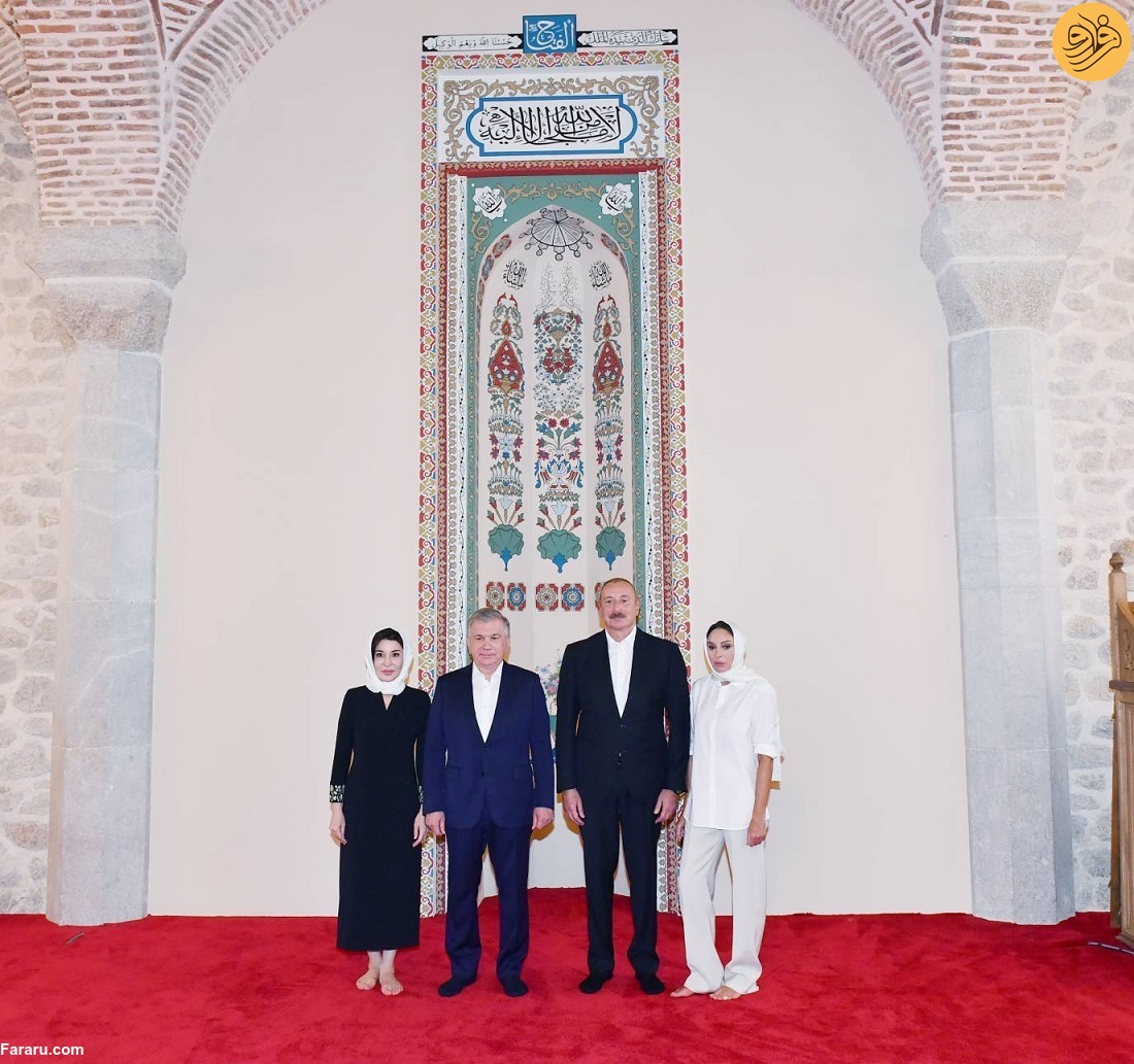 (عکس) حجاب بانوی اول آذربایجان و ازبکستان در مسجد