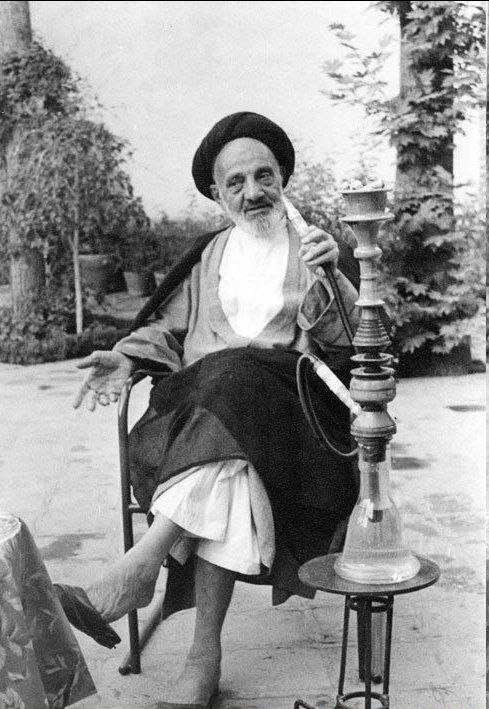 (تصویر) سانسور عجیب و غریب با گلدان در صداوسیما!