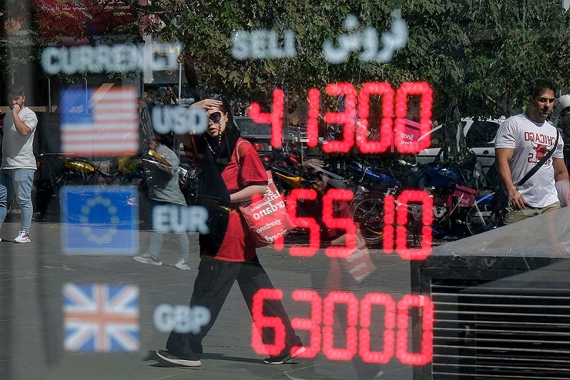 دلیل کاهش قیمت طلا در بازار‌های جهانی چیست؟