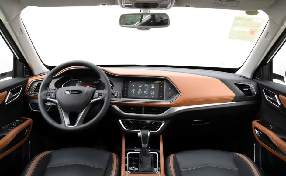 معرفی زوتی DL۵/ اولین محصول وارداتی پارس خودرو